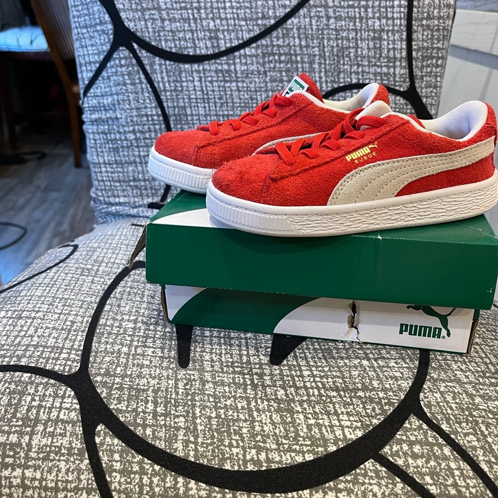 Puma boy shoes size 10c